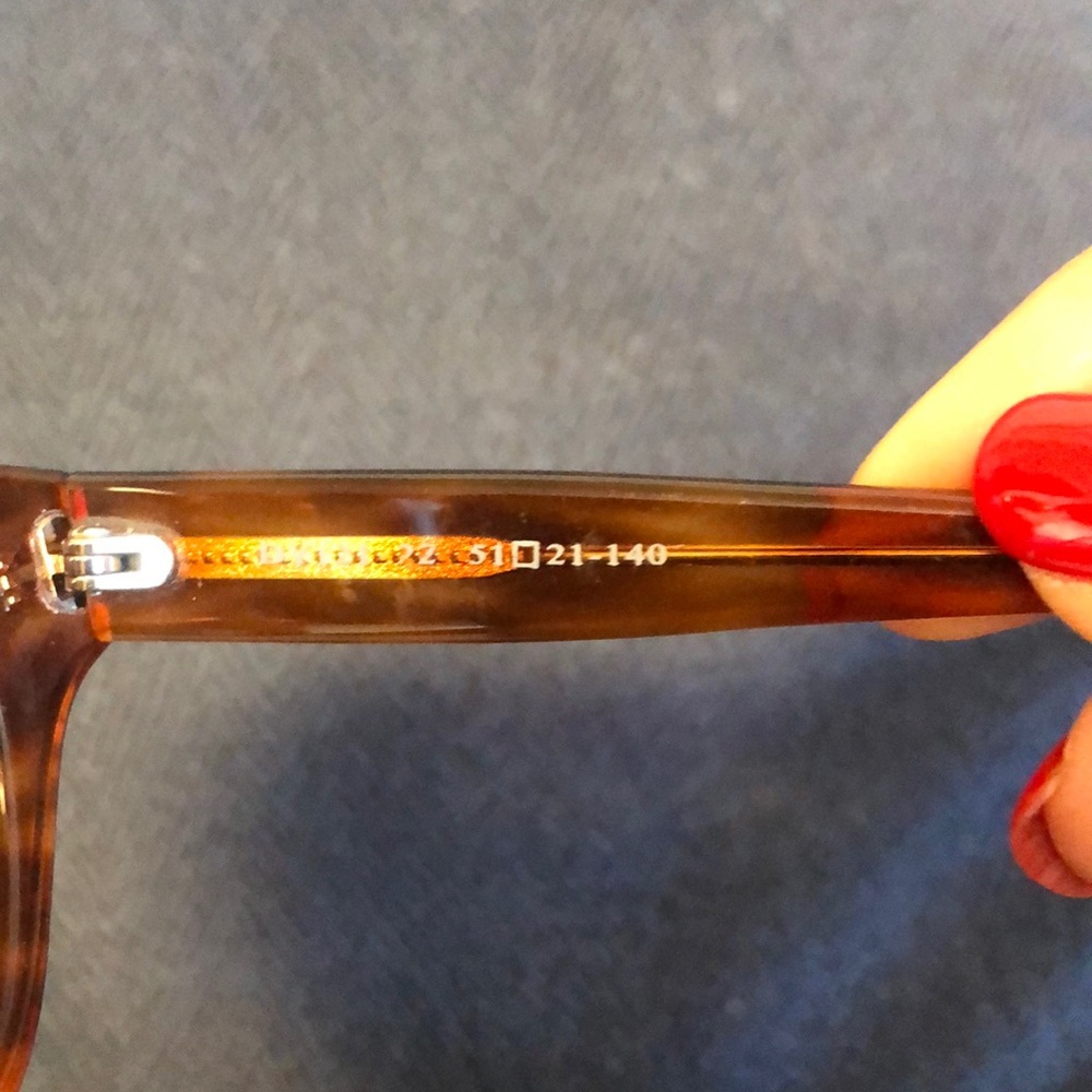David Yurman Tortoise Shell Sunglasses - Picture 4 of 4